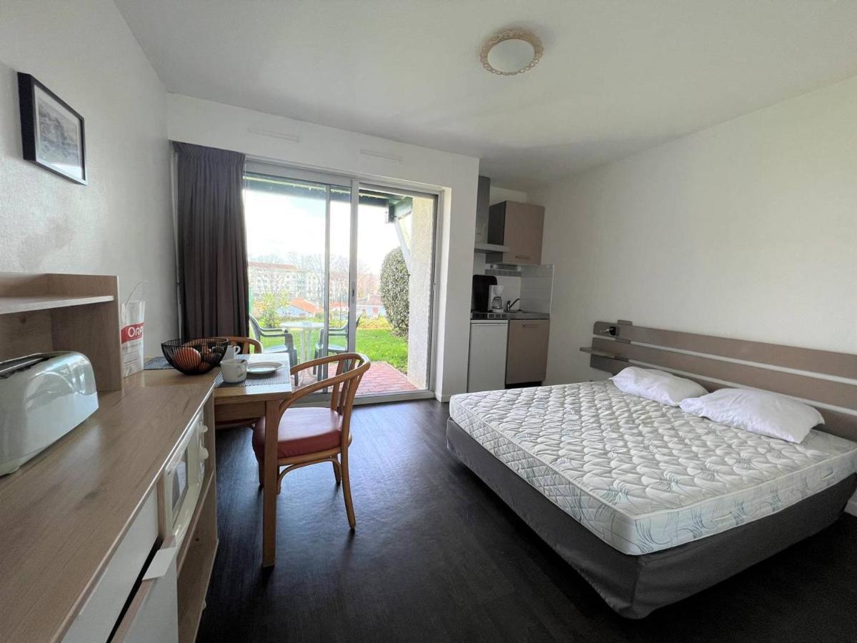 Studio Cosy Avec Terrasse, Parking, Internet - 2 Pers., Proche Thermes Et Centre - Animaux Admis - Fr-1-495-100 Cambo-les-Bains Zewnętrze zdjęcie